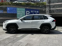 2022 Toyota RAV4 2.0L CVT 4WD Premium, белый — фото 3