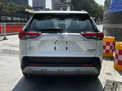 2022 Toyota RAV4 2.0L CVT 4WD Premium, белый — фото 4