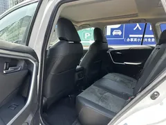 2022 Toyota RAV4 2.0L CVT 4WD Premium, белый — фото 5
