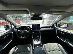 2022 Toyota RAV4 2.0L CVT 4WD Premium, белый — фото 6