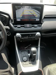 2022 Toyota RAV4 2.0L CVT 4WD Premium, белый — фото 9