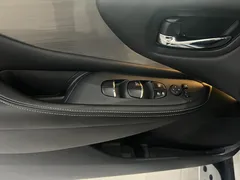 2021 Nissan Murano 2.5L XE 2WD Elite, белый — фото 10