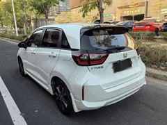 2022 Honda Fit 1.5L CVT Sunroof, белый — фото 4