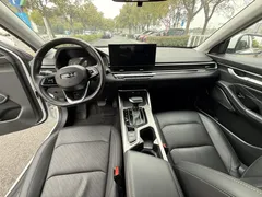 2022 Geely Emgrand 4th Gen 1.5L CVT Luxury, белый — фото 5