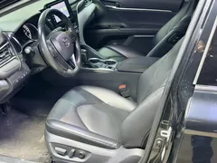 2023 Toyota Camry 2.0GVP Leading, чёрный — фото 2