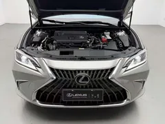 2022 Lexus ES 200 Excellence — фото 3