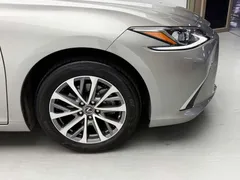 2022 Lexus ES 200 Excellence — фото 18