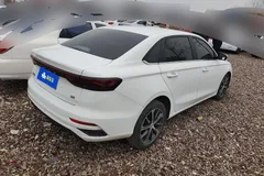2022 Geely Emgrand 4th Gen 1.5L CVT Premium, белый — фото 9