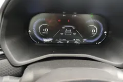 2022 Geely Emgrand 4th Gen 1.5L CVT Premium, белый — фото 16