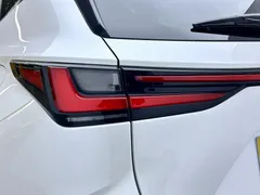 2023 Lexus NX 260 2WD, белый — фото 20