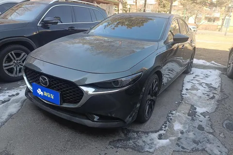 2022 Mazda Mazda3 2.0L AT