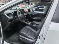 2022 Toyota Wildlander 2.0L 4WD Luxury Plus, белый — фото 7