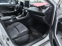 2022 Toyota Wildlander 2.0L 4WD Luxury Plus, белый — фото 10