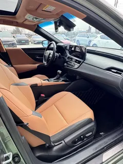 2022 Lexus ES 200 Excellence, зелёный — фото 12