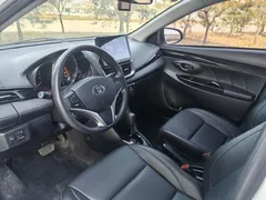 2022 Toyota Yaris L Zhixuan 1.5L CVT Luxury Plus, белый — фото 4