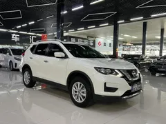 2023 Nissan X-Trail Classic 2.0L 2WD, белый — фото 3