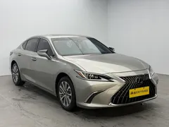 2022 Lexus ES 200 Excellence — фото 3