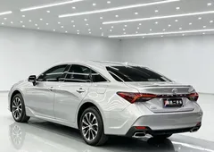 2022 Toyota Avalon 2.5L Luxury — фото 4