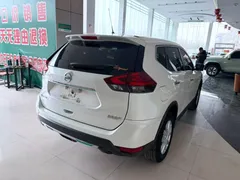 2021 Nissan X-Trail 2.0L XL ITS CVT 2WD Comfort, белый — фото 5