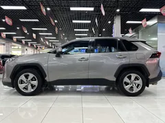 2022 Toyota RAV4 2.0L CVT 2WD Fashion Plus — фото 4