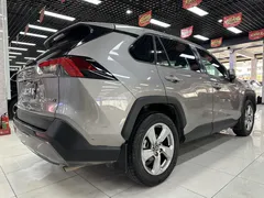 2022 Toyota RAV4 2.0L CVT 2WD Fashion Plus — фото 5