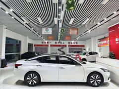 2021 Nissan Teana 2.0L XL Comfort, белый — фото 5