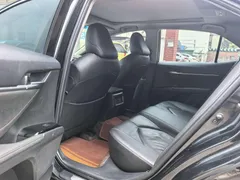 2021 Toyota Camry 2.5G Luxury, чёрный — фото 9