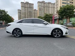 2022 Hyundai Elantra 1.5L CVT GLX Elite, белый — фото 7
