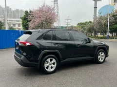 2023 Toyota RAV4 2.0L CVT 2WD Fashion, чёрный — фото 5