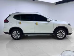 2022 Nissan X-Trail 2.0L 2WD Premium, белый — фото 8