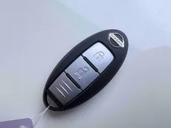 2022 Nissan X-Trail 2.0L 2WD Premium, белый — фото 18