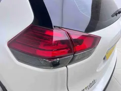 2022 Nissan X-Trail 2.0L 2WD Premium, белый — фото 20