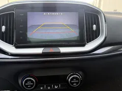 2021 Kia Yipao 1.4L CVT Sunroof, белый — фото 13
