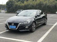 2022 Nissan Teana 2.0L XE, чёрный — фото 1