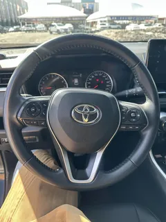2022 Toyota Wildlander 2.0L 2WD Luxury, чёрный — фото 9