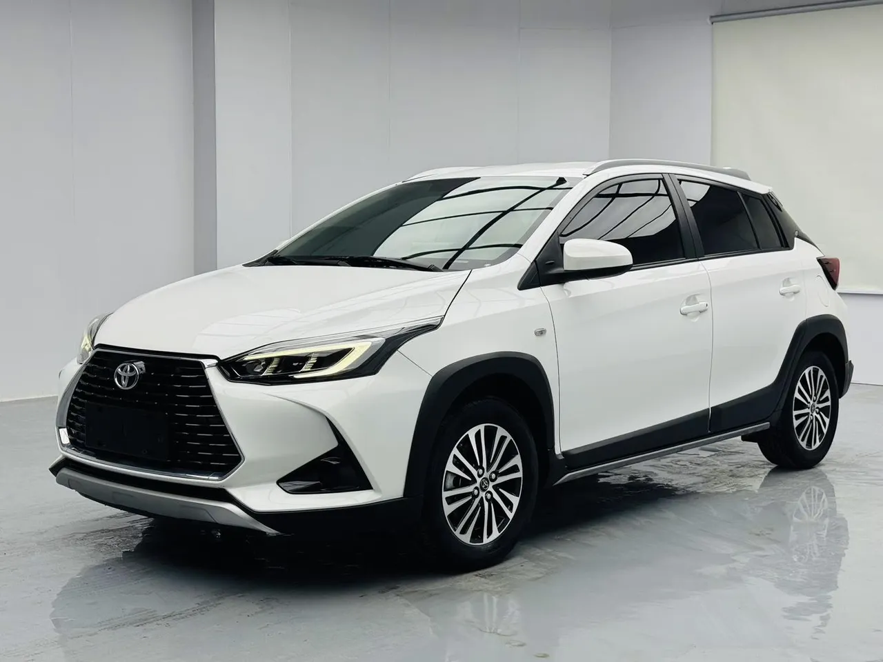 2022 Toyota Yaris L Zhixuan 1.5L CVT Luxury Plus