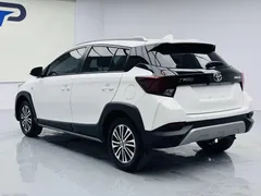 2022 Toyota Yaris L Zhixuan 1.5L CVT Luxury Plus, белый — фото 2
