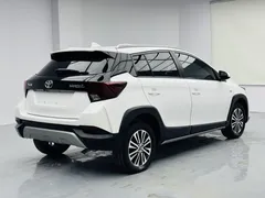 2022 Toyota Yaris L Zhixuan 1.5L CVT Luxury Plus, белый — фото 5