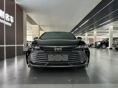 2021 Toyota Avalon 2.5L Luxury, чёрный — фото 2