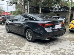 2022 Toyota Avalon 2.0L, чёрный — фото 7