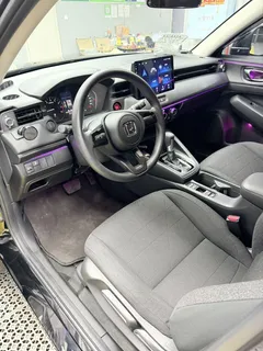 2023 Honda Vezel 1.5L CVT Elite, чёрный — фото 17