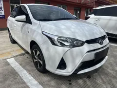 2022 Toyota Yaris L Zhixuan 1.5L CVT Luxury Plus, белый — фото 3