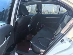 2023 Toyota Camry 2.5G Luxury, белый — фото 6