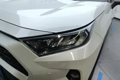 2022 Toyota RAV4 2.0L CVT 2WD Fashion, белый — фото 2
