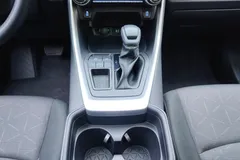 2022 Toyota RAV4 2.0L CVT 2WD Fashion, белый — фото 16