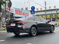 2022 Toyota Avalon 2.5L Entry, чёрный — фото 4