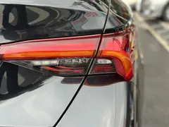 2022 Toyota Avalon 2.5L Entry, чёрный — фото 15