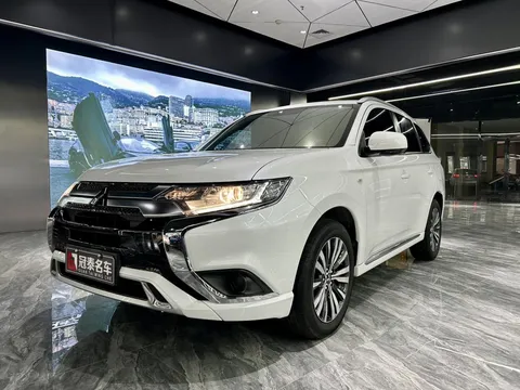 2021 Mitsubishi Outlander 2.0L 2WD 5-seat