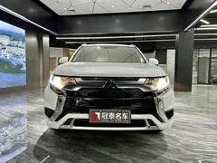 2021 Mitsubishi Outlander 2.0L 2WD 5-seat, белый — фото 2