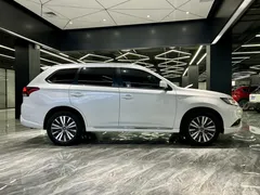 2021 Mitsubishi Outlander 2.0L 2WD 5-seat, белый — фото 4